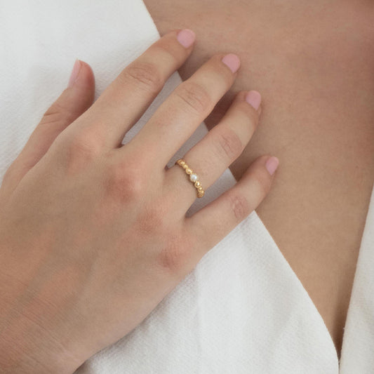 Marie ring with pearl