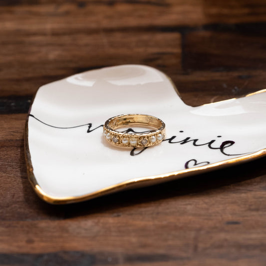 Vintage Pearls band ring