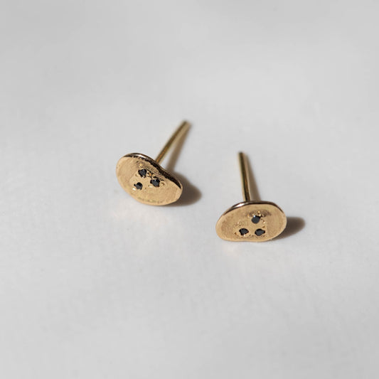 Origins stud earrings I