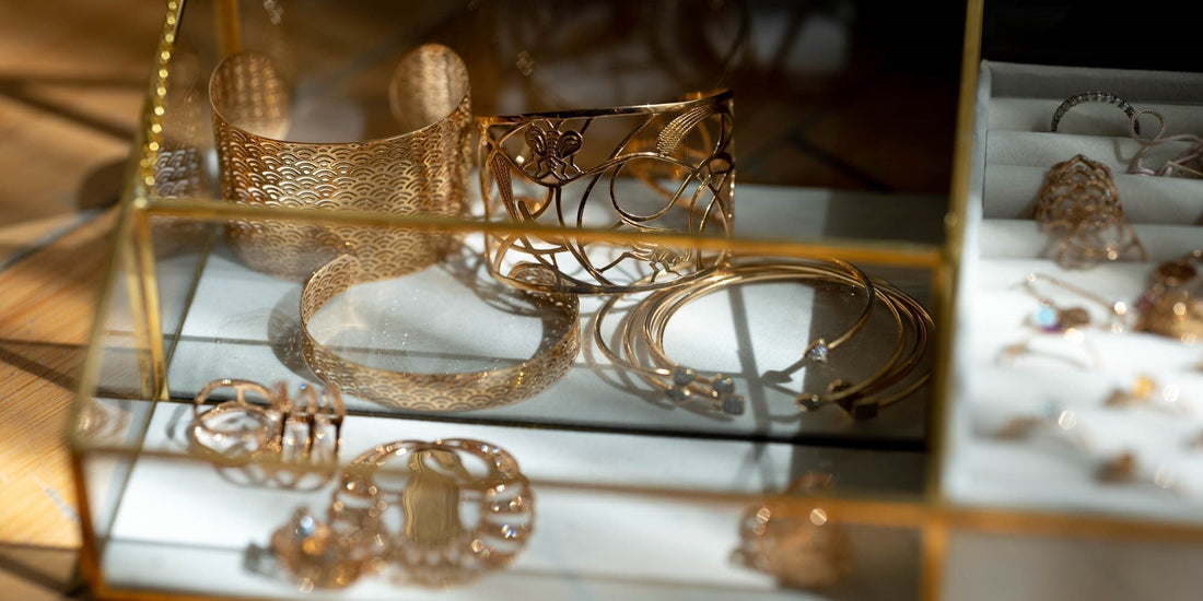 Tutorial: How to Clean and Untangle Gold Jewelleries